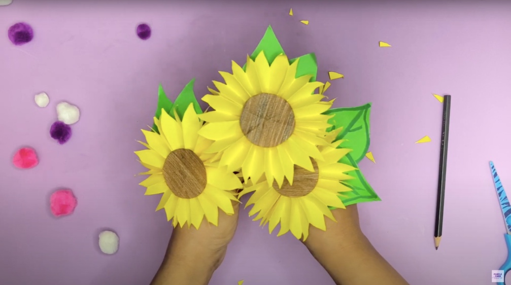 How to make an easy paper sunflower for kids (step-by-step tutorial)