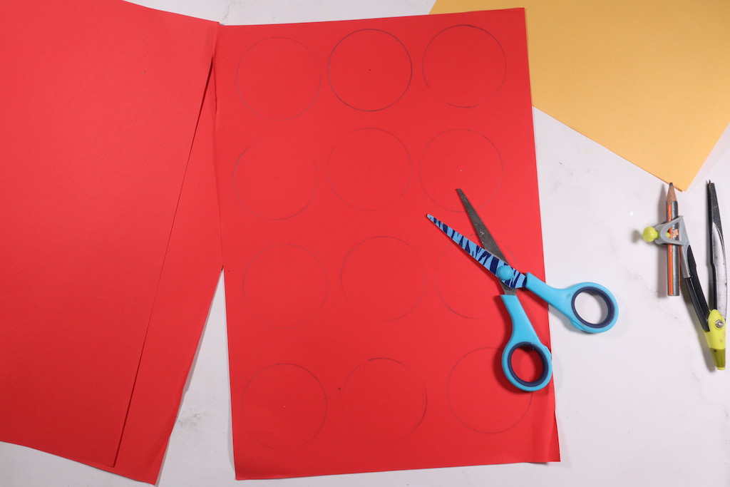 how to make a simple Chinese red paper lantern at home (step-by-step tutorial)