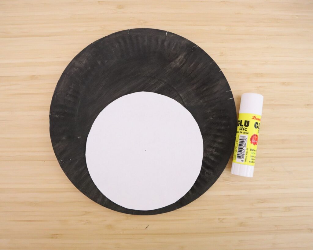 Paper Plate Penguin Craft (Easy Winter Craft for Kids)