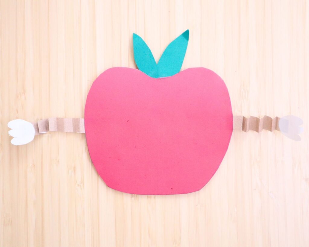 rocking apple Craft for Preschoolers